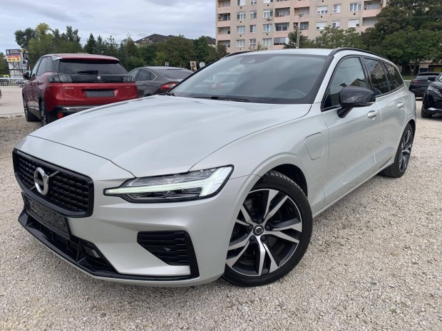 Volvo V60 2.0 [T8] Recharge R-Design AWD Geartr...
